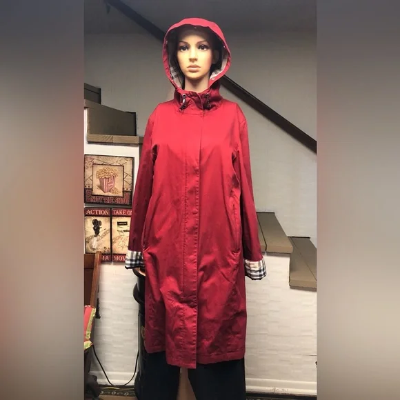 BURBERRY TRENCH COAT - SIZE 10 🎉HOST PICK🎉 10/07/24 - Picture 1 of 15
